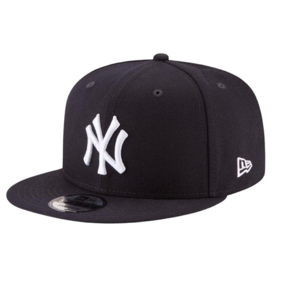 NEW ERA • New York Yankees FlexFit SnapBack Cap Hat - Picture 5 of 5